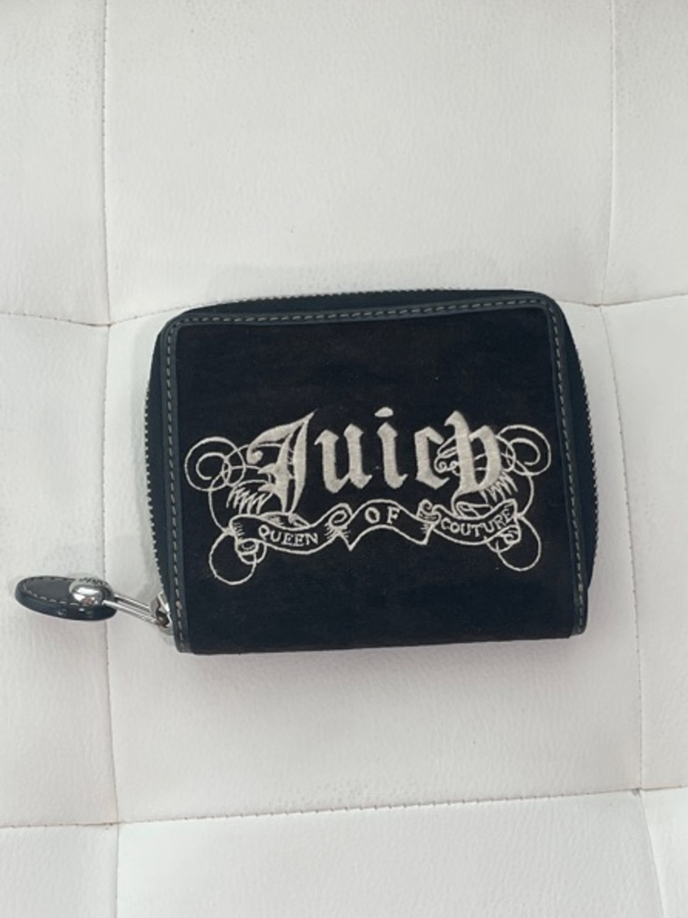 Juicy Couture Black and White Logo Zip Wallet